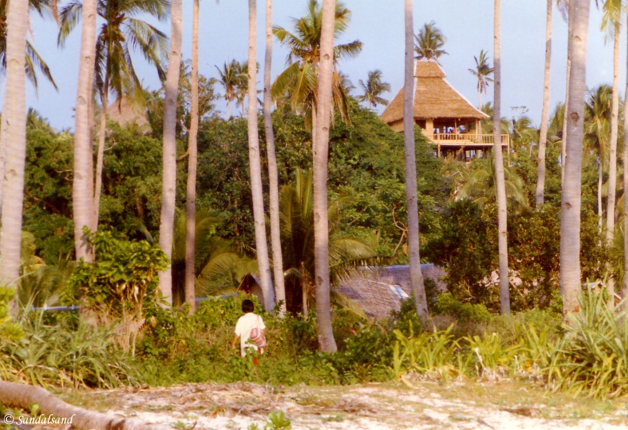 The Philippines - Creativity in cabin placement on Boracay The Philippines - Boracay