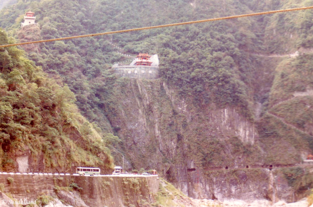 Taiwan - Taroko Gorge Taiwan - Taroko Gorge