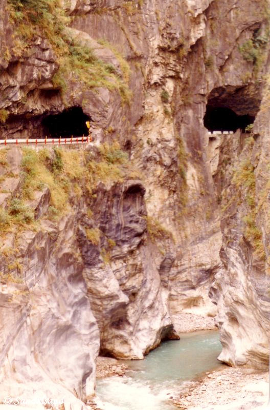 Taroko Gorge, Taiwan. Can you see the "Indian head" in the lower right corner? It is famous. Taiwan - Taroko Gorge