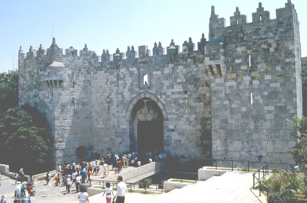 Israel / Palestine - Jerusalem Old Town - Damascus Gate Israel / Palestine - Jerusalem Old Town - Damascus Gate