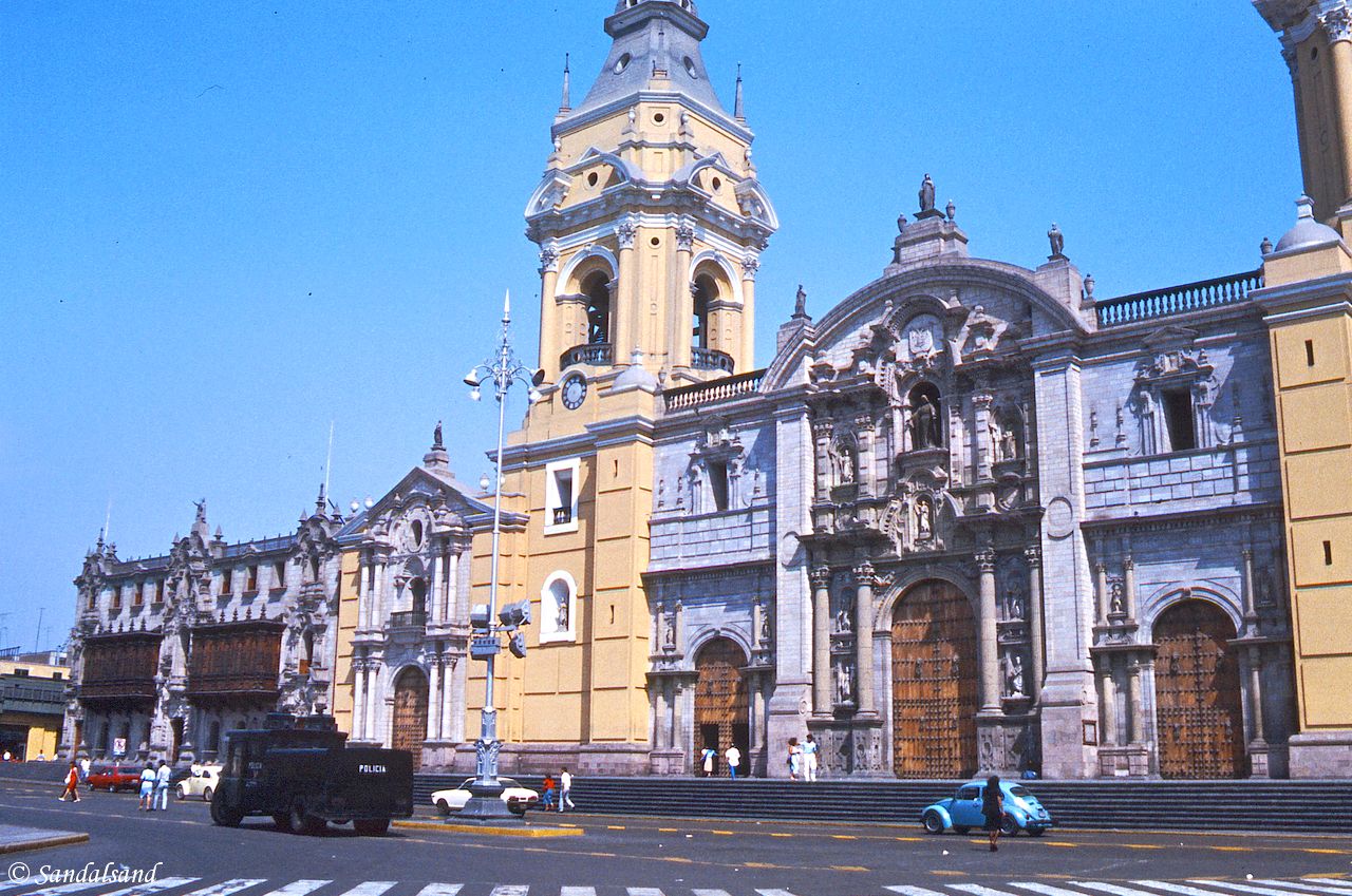 Peru - Lima - Plaza de Armas - Cathedral Peru - Lima - Plaza de Armas - Cathedral