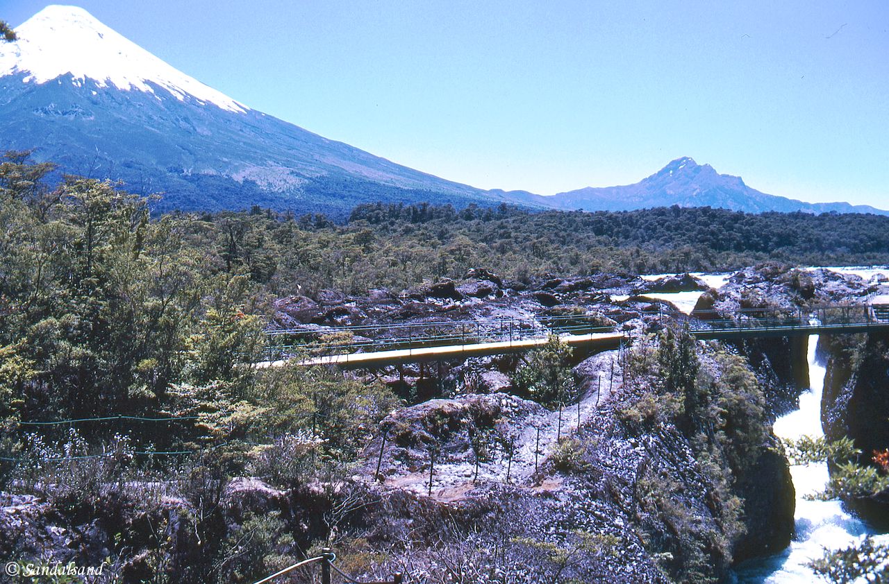 Chile - Saltos del Petrohué Chile - Saltos del Petrohué