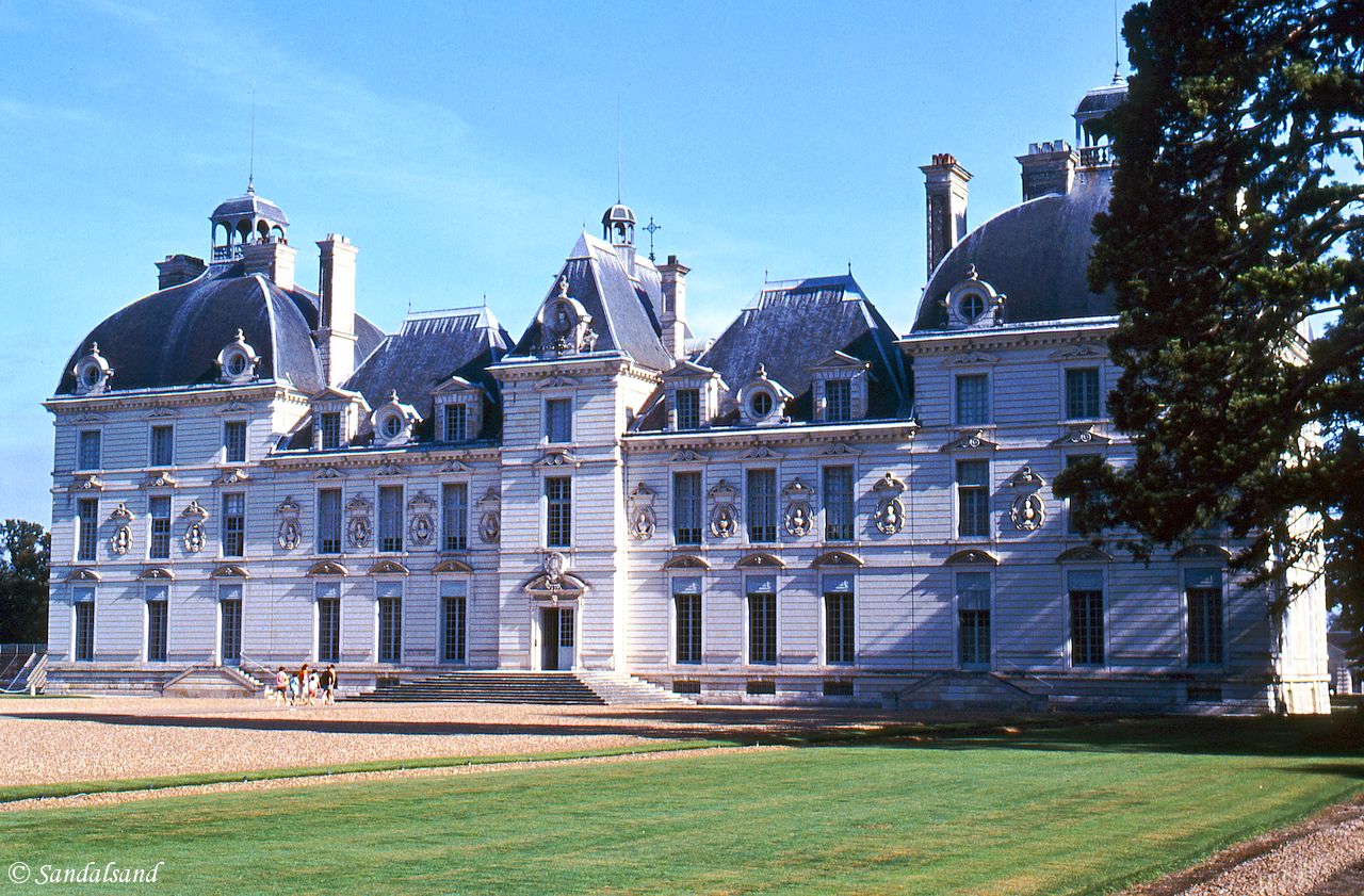 France - Loire - Chateau de Cheverny, exterior France - Loire - Chateau de Cheverny, exterior