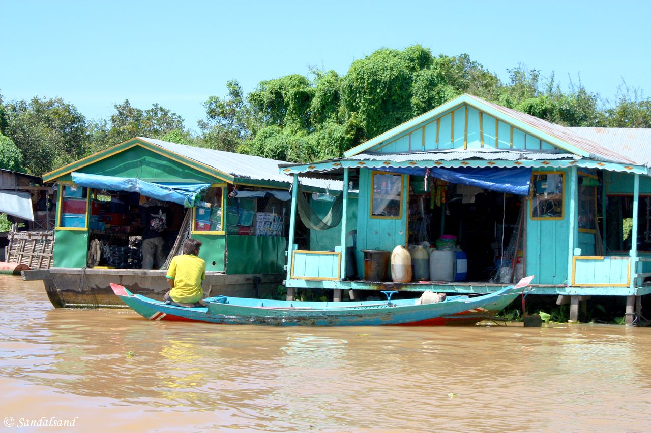 Cambodia - Siem Reap - Chong Kneas Floating Village Cambodia - Siem Reap - Chong Kneas Floating Village