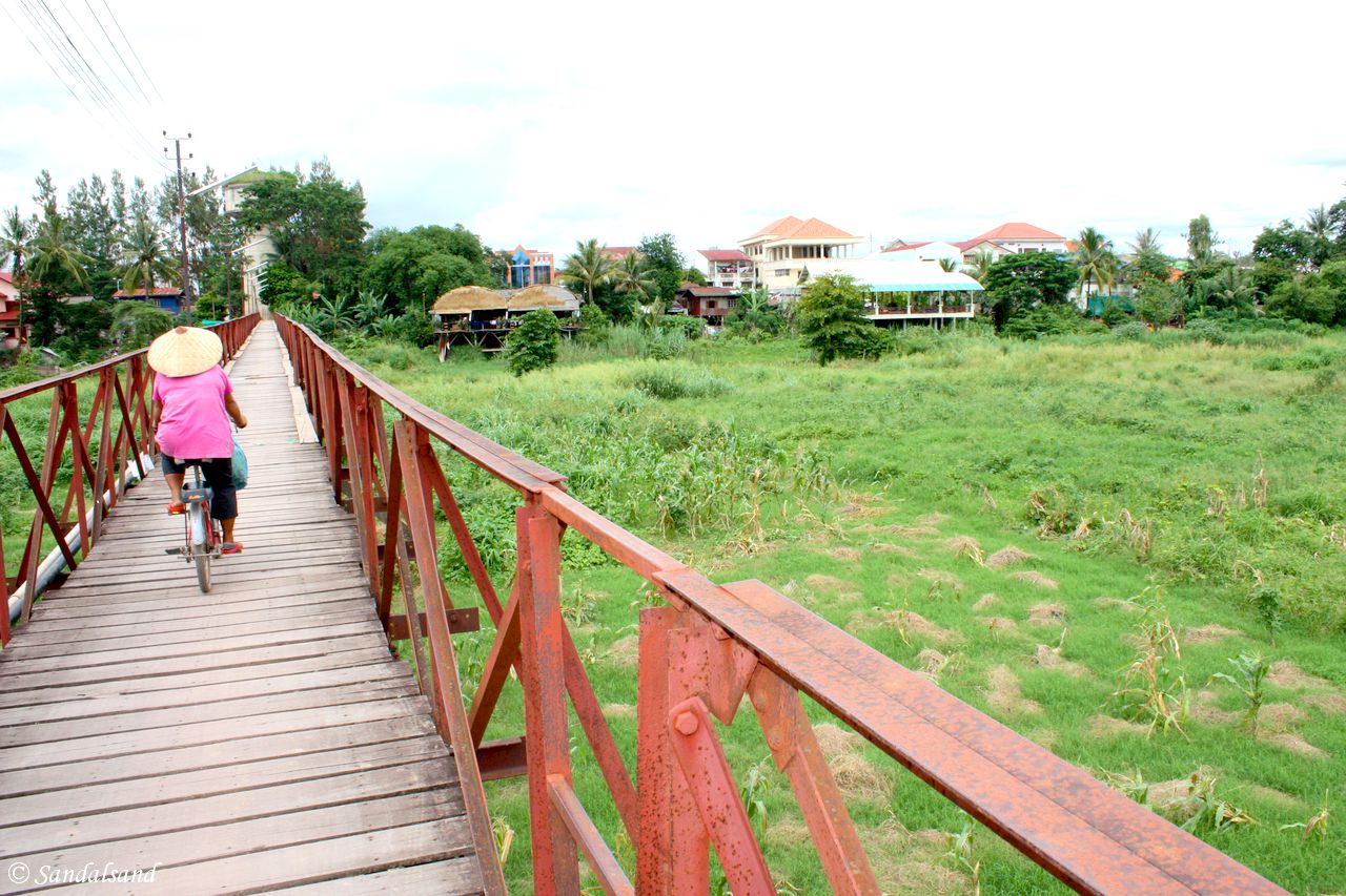 Laos - Vientiane - Don Chan island Laos - Vientiane - Don Chan island