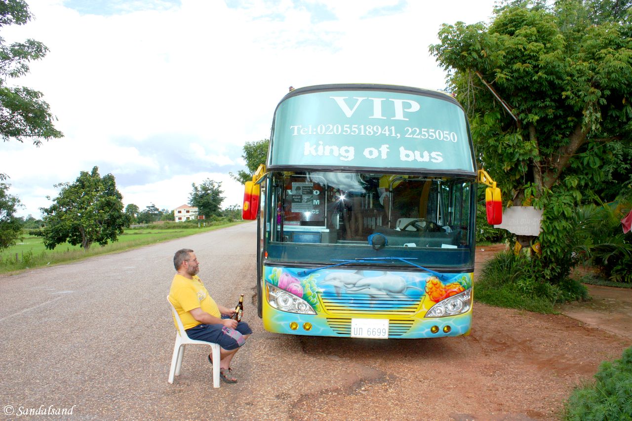 Laos - The road from Vientiane to Vang Vieng Laos - The road from Vientiane to Vang Vieng