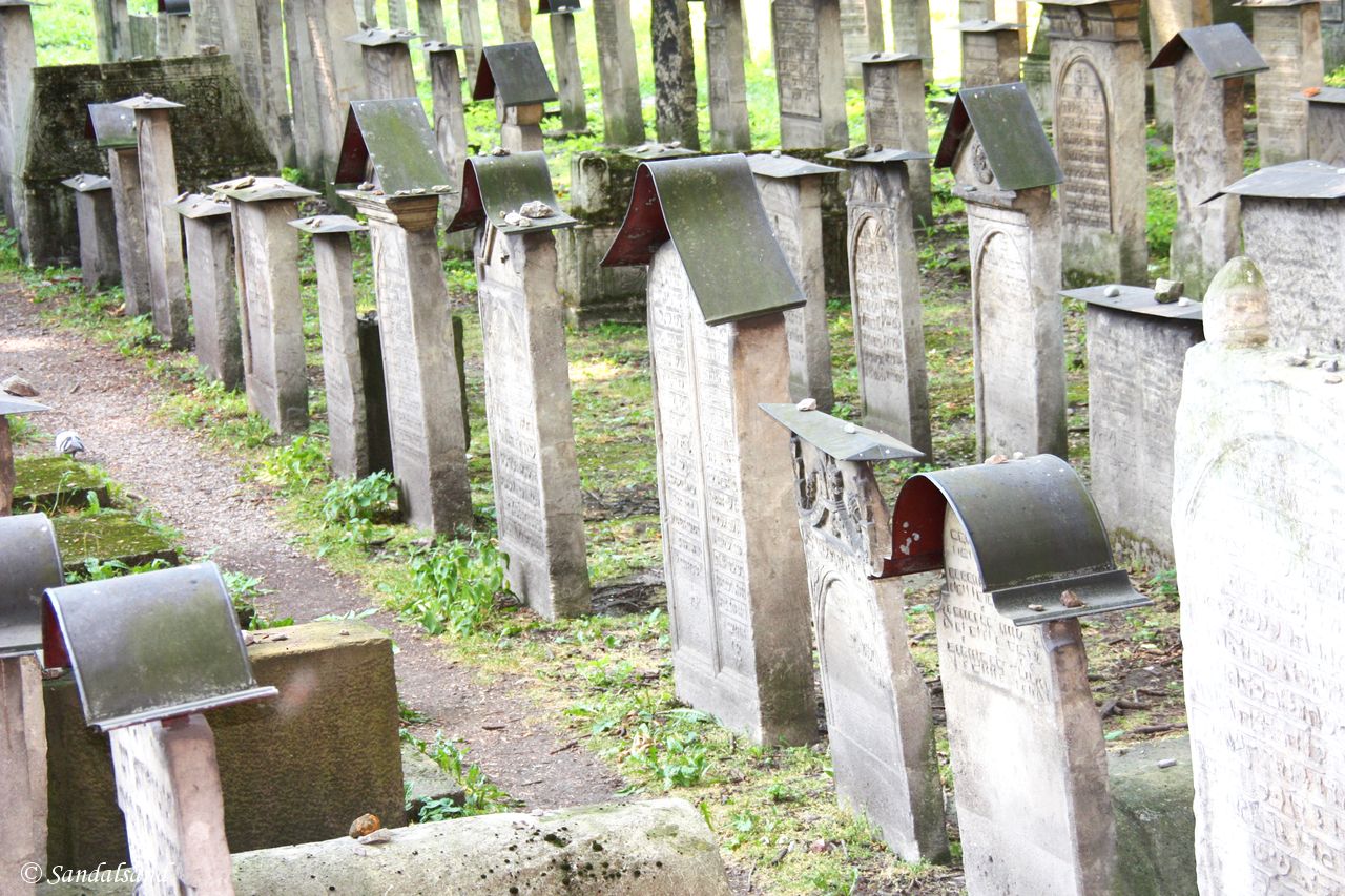Poland - Krakow - Kazimierz - Remuh Jewish Cemetery Poland - Krakow - Kazimierz - Remuh Jewish Cemetery