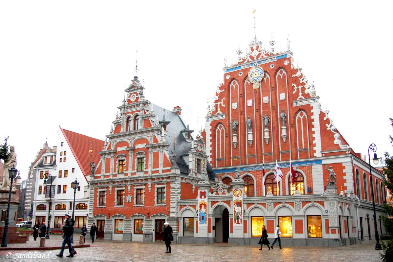 Latvia - Riga - Town Hall Square and House of the Blackheads Latvia - Riga - Town Hall Square and House of the Blackheads