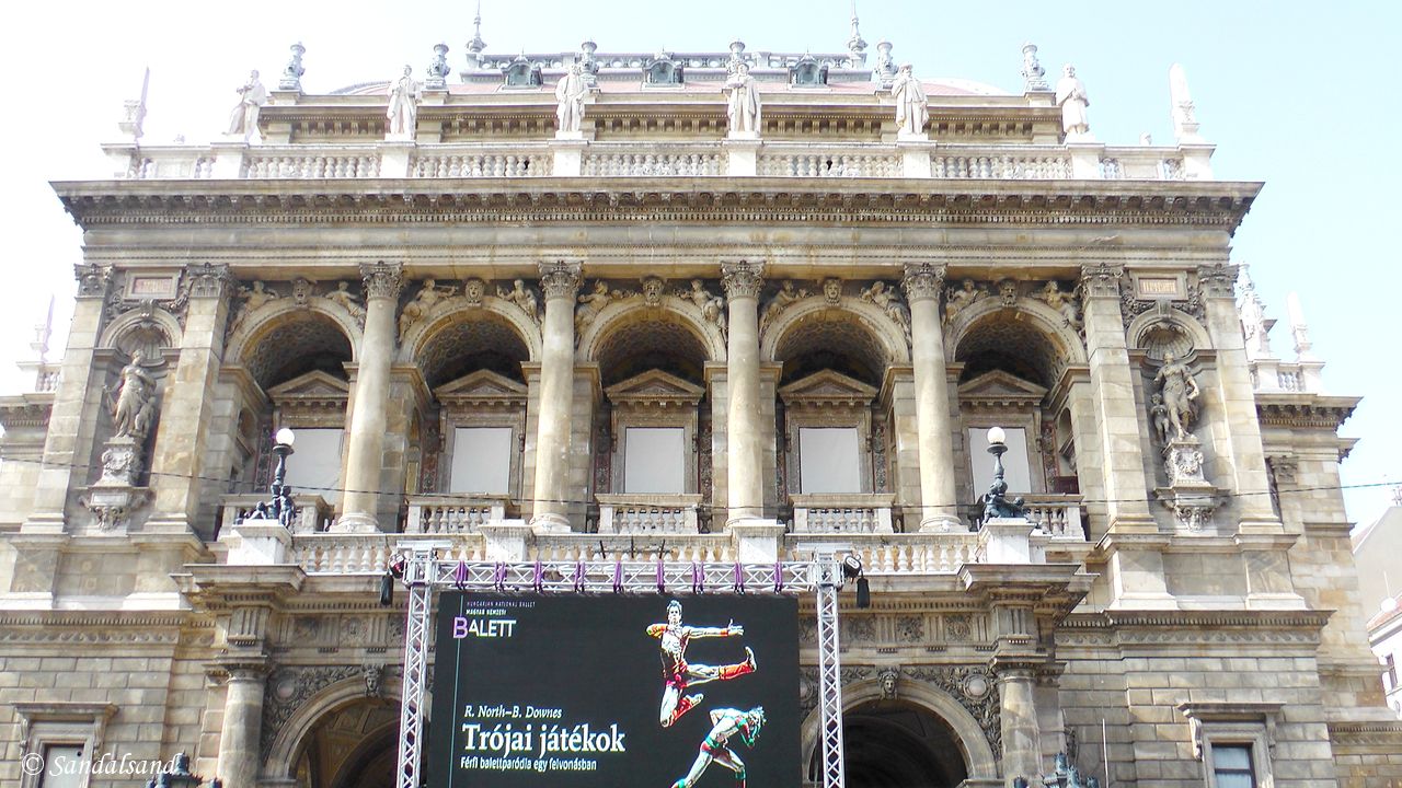 Hungary - Budapest - Hungarian State Opera House (Magyar Állami Operaház) Hungary - Budapest - Hungarian State Opera House (Magyar Állami Operaház)