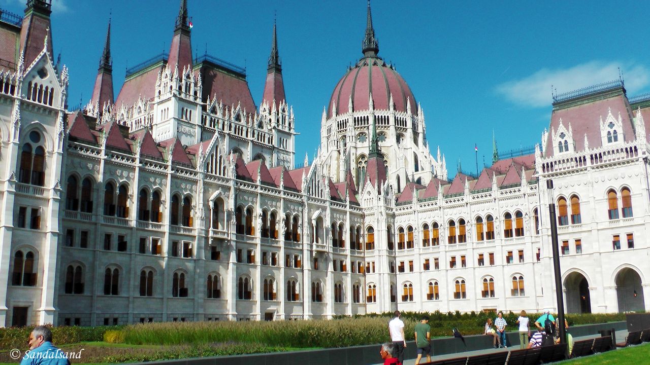Hungary - Budapest - Parliament Hungary - Budapest - Parliament