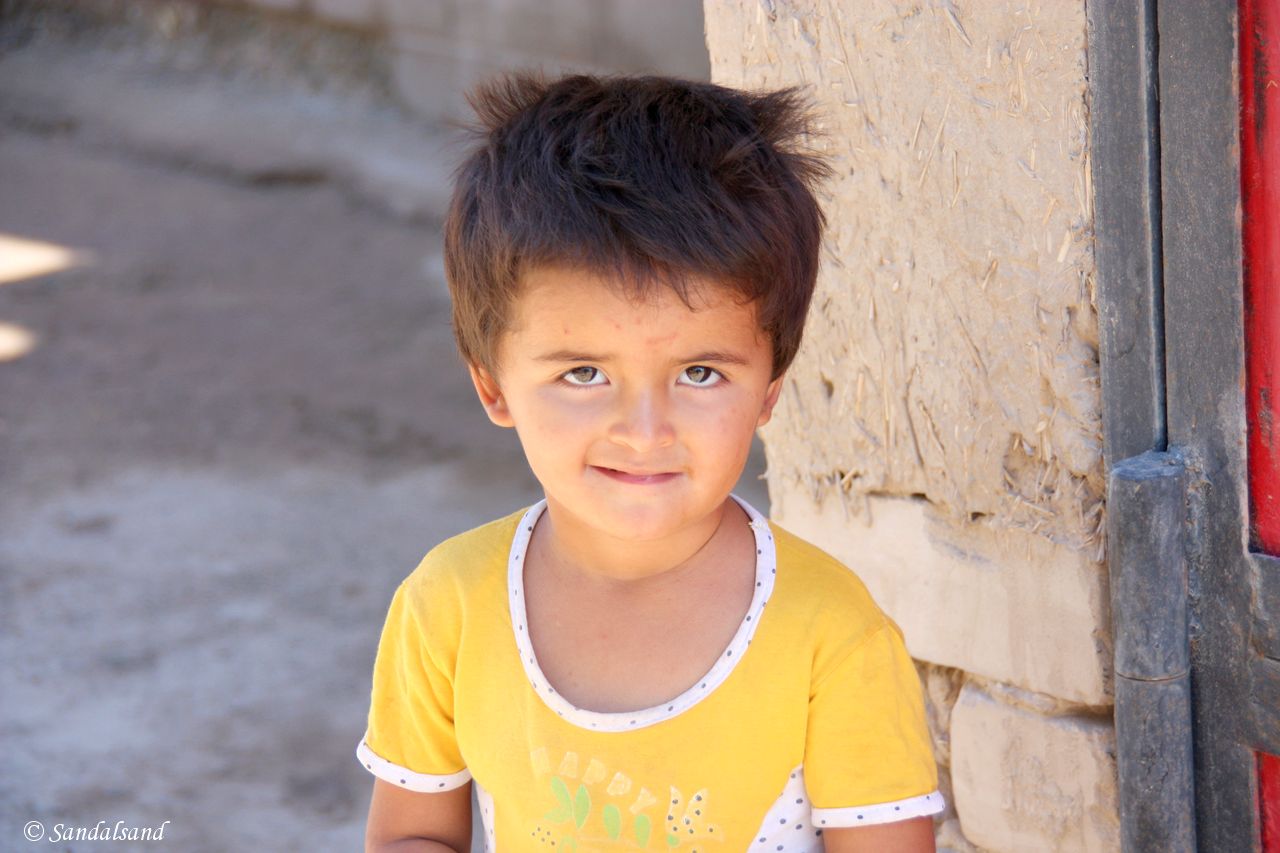 Uzbekistan - Khiva - Itchan Kala - Young boy Uzbekistan - Khiva - Itchan Kala - Young boy