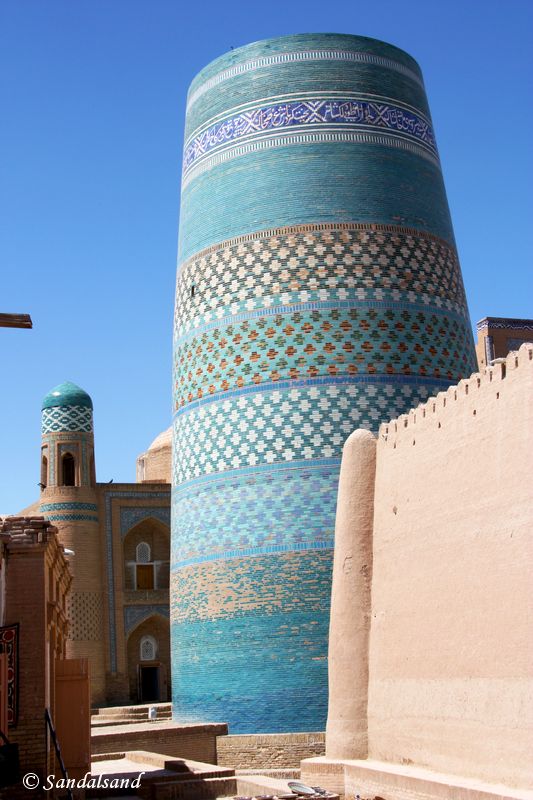 Uzbekistan - Khiva - Itchan Kala - Kalta Minor minaret Uzbekistan - Khiva - Itchan Kala - Kalta Minor minaret