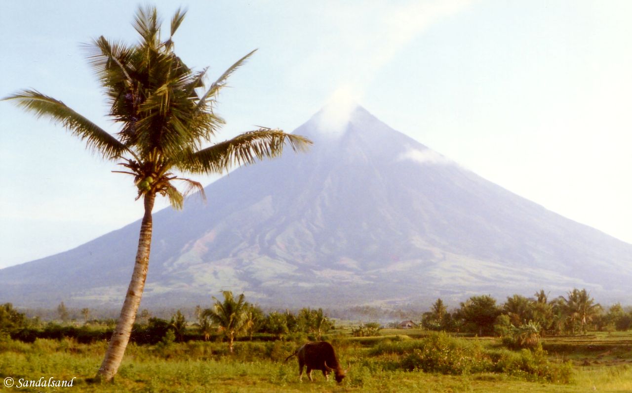 Philippines - Volcano Mayon