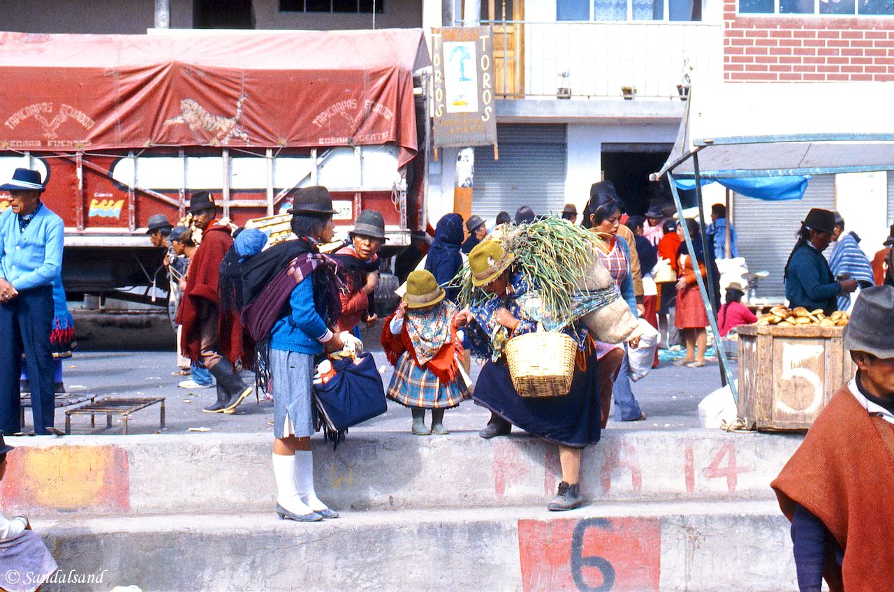 Ecuador - Saquisili - Market day